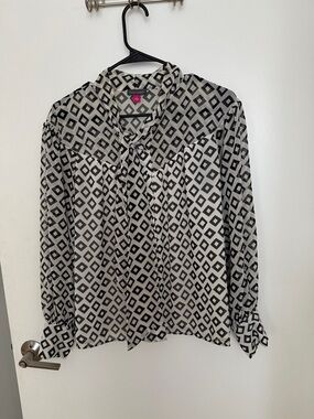 Vince Camuto Black and White Geometric Tie-Neck Blouse